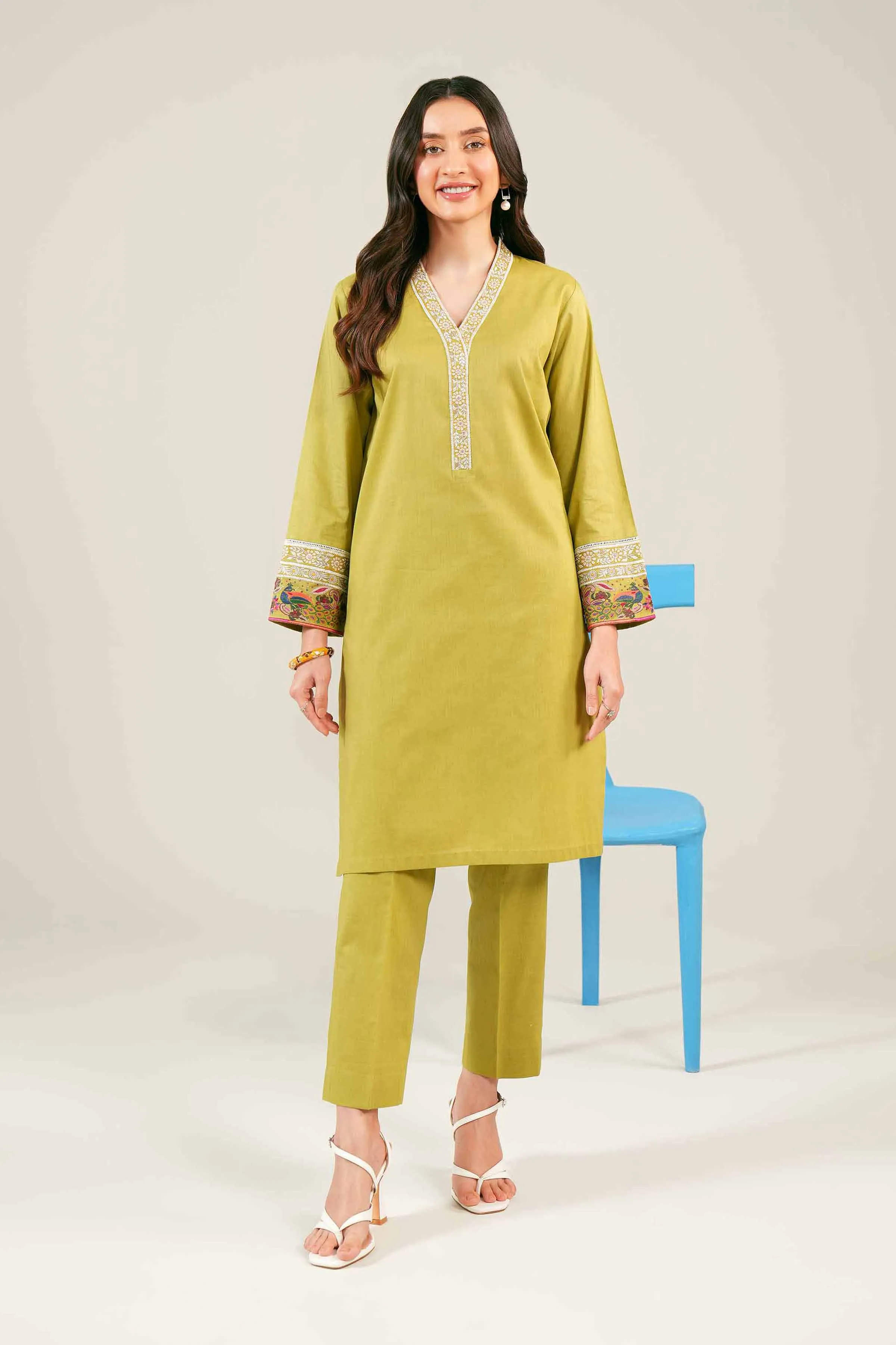 2 Piece - Embroidered Suit - PE24-85