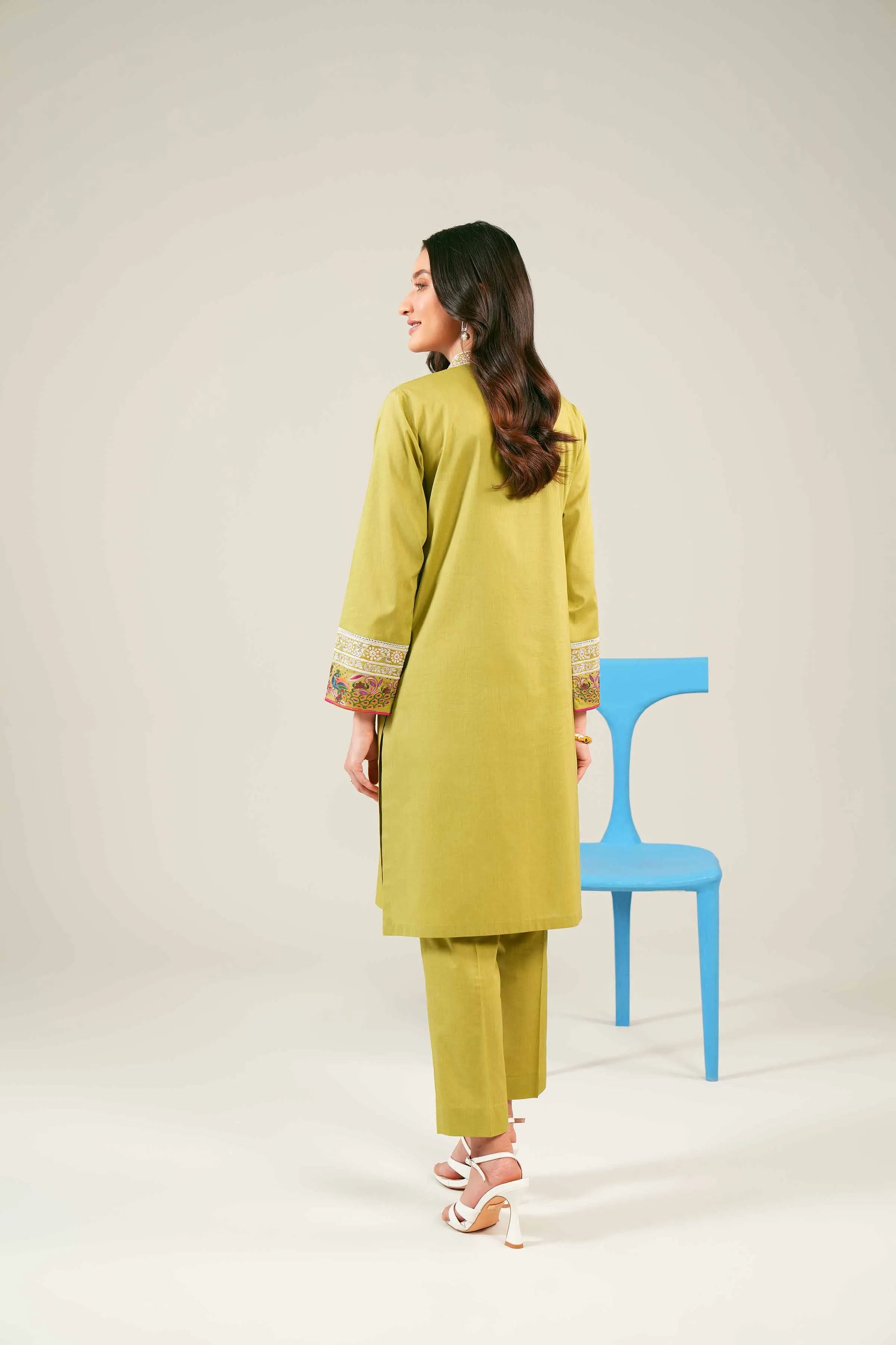 2 Piece - Embroidered Suit - PE24-85